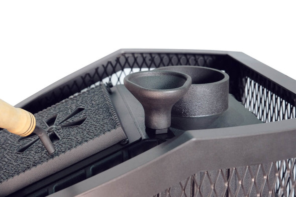 Печь банная чугунная Амур с закрытой каменкой. Панорамная дверца (сетка)